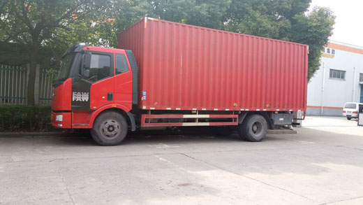 偉博物流貨運卡車